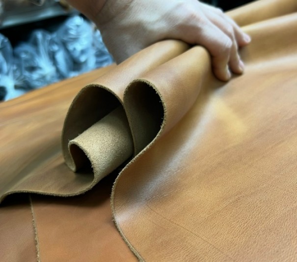 Крейзи Хорс Провокатор (Миндаль), 1.6-2.0 мм, с финишем, средний размер 180-200 дм², 1 сорт